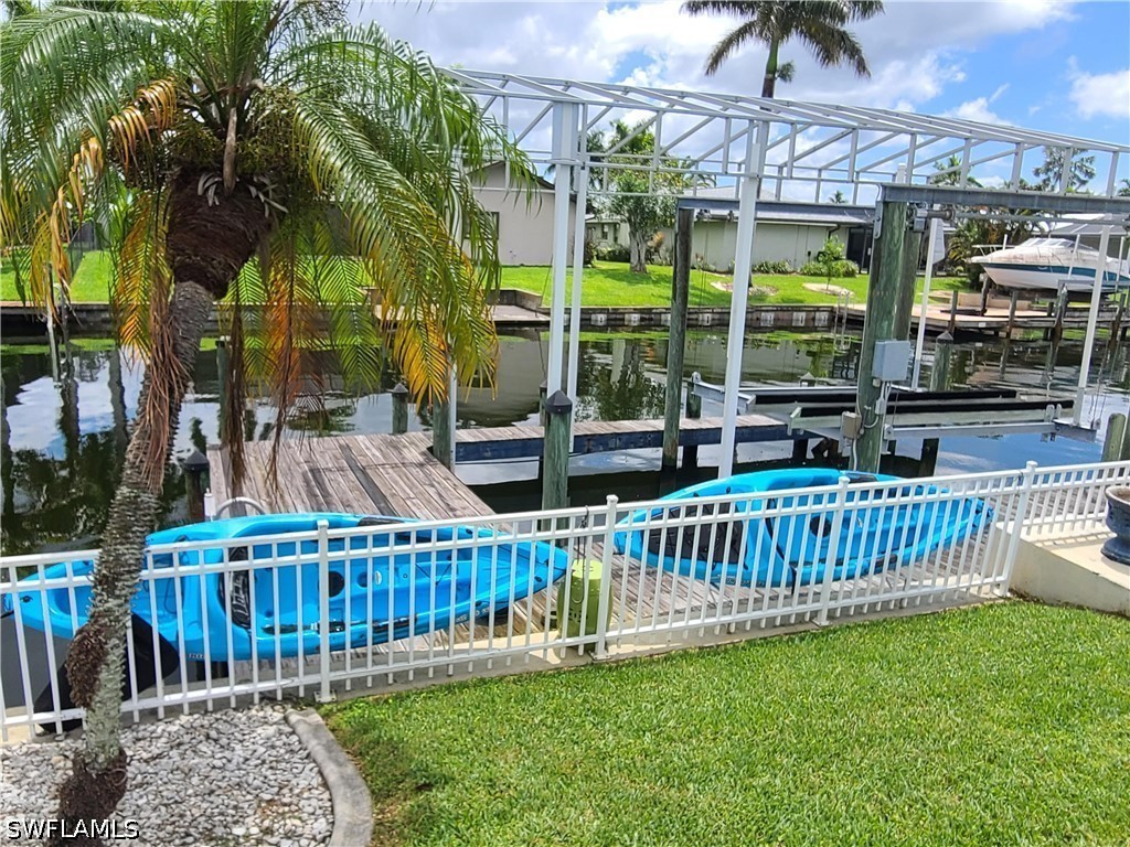 Dock