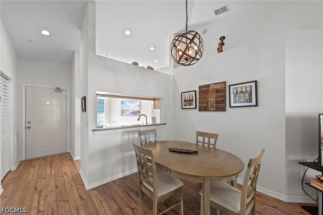 DiningArea