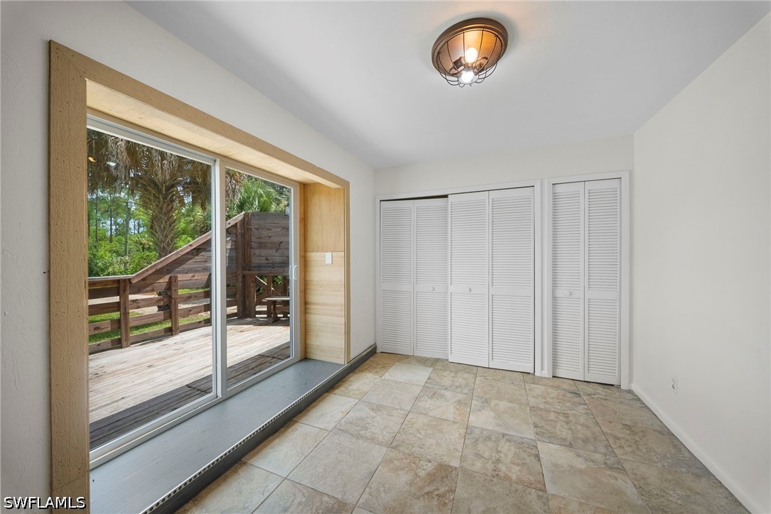 3691 4th, Naples, FL 34120