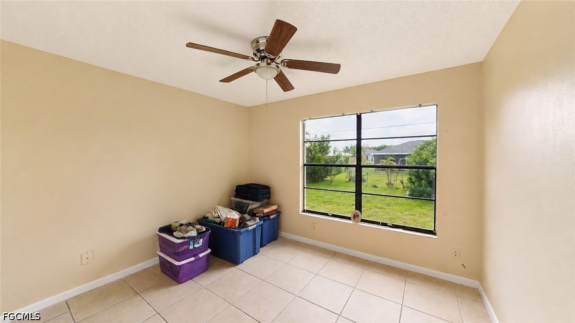 1807 2nd, Cape Coral, FL 33991