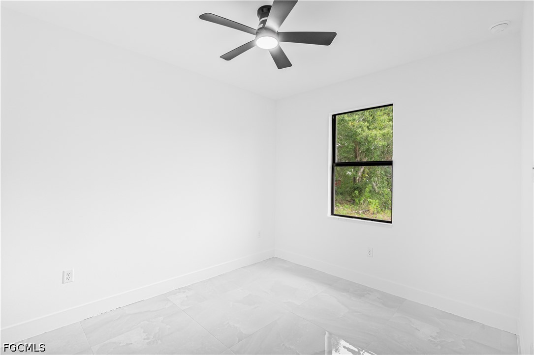 2602 Leeland Heights, Lehigh Acres, FL 33936