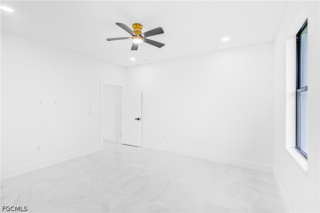 2602 Leeland Heights, Lehigh Acres, FL 33936