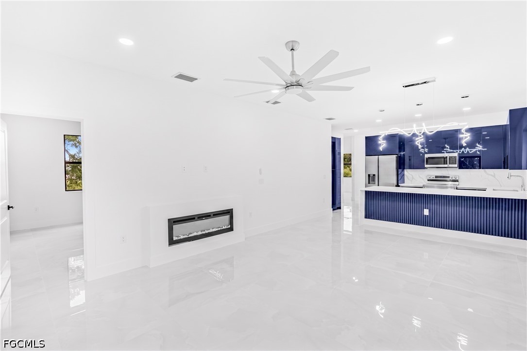 2602 Leeland Heights, Lehigh Acres, FL 33936