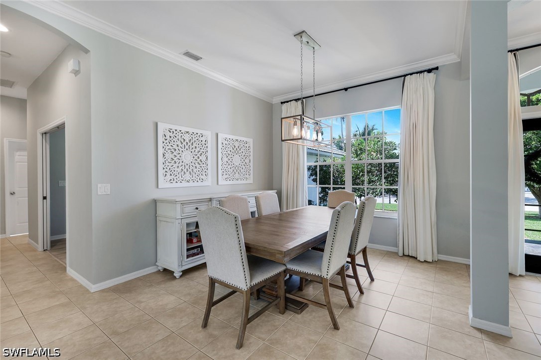 DiningArea