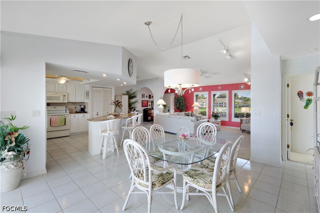 DiningArea