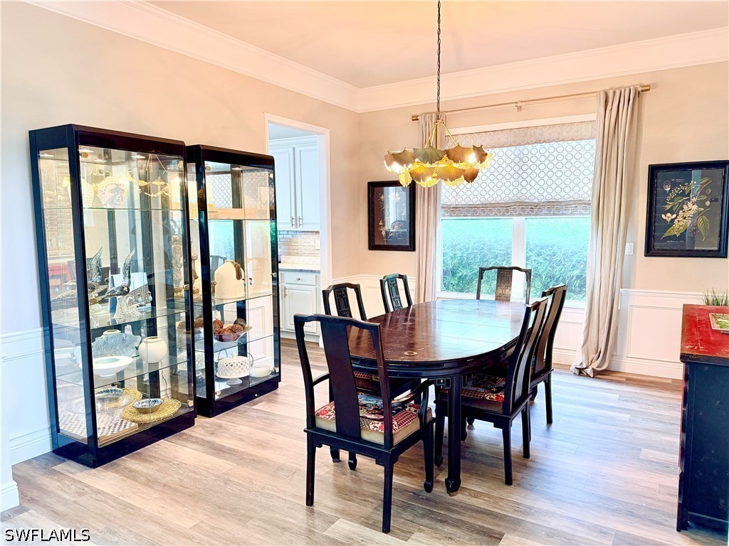 DiningArea