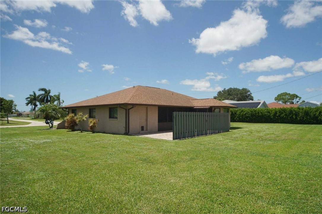 1301 26th, Cape Coral, FL 33904