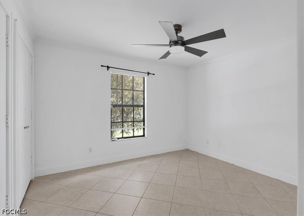 580 16th, Naples, FL 34117