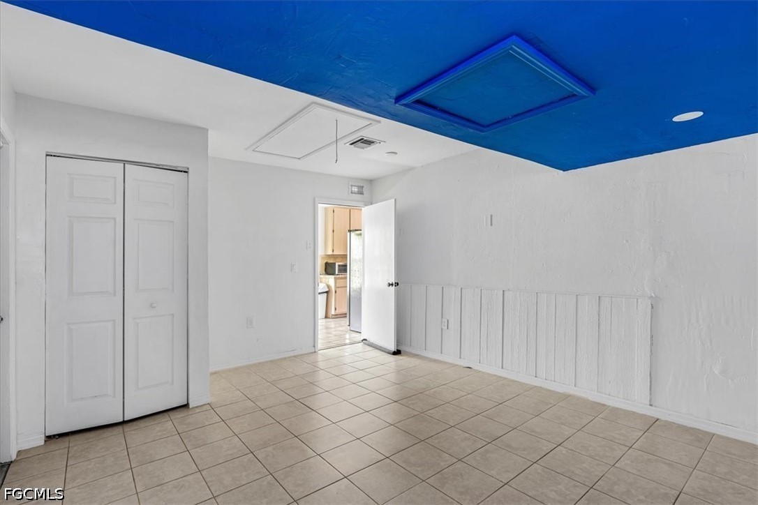 580 16th, Naples, FL 34117