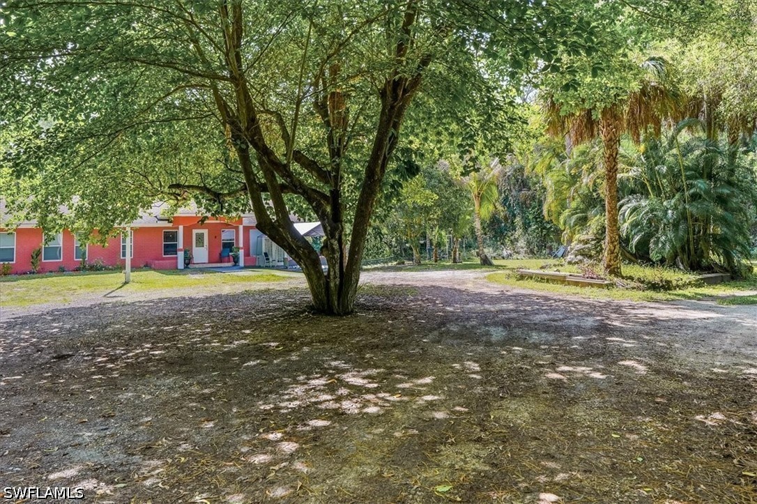 630 1st, Naples, FL 34117