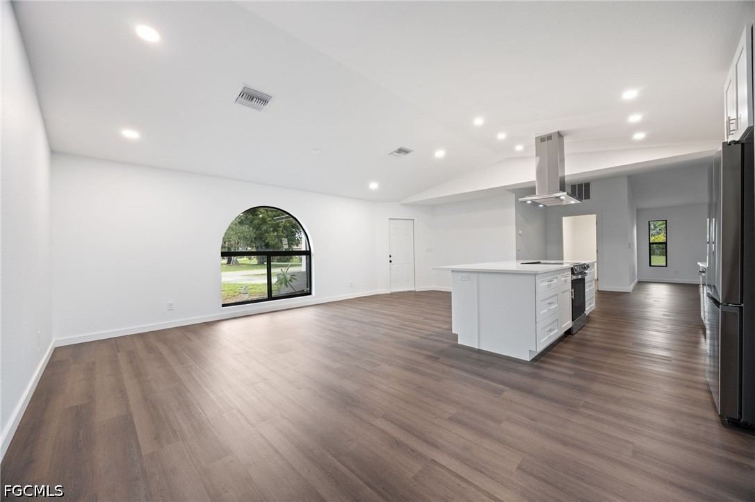 812 34th, Cape Coral, FL 33904