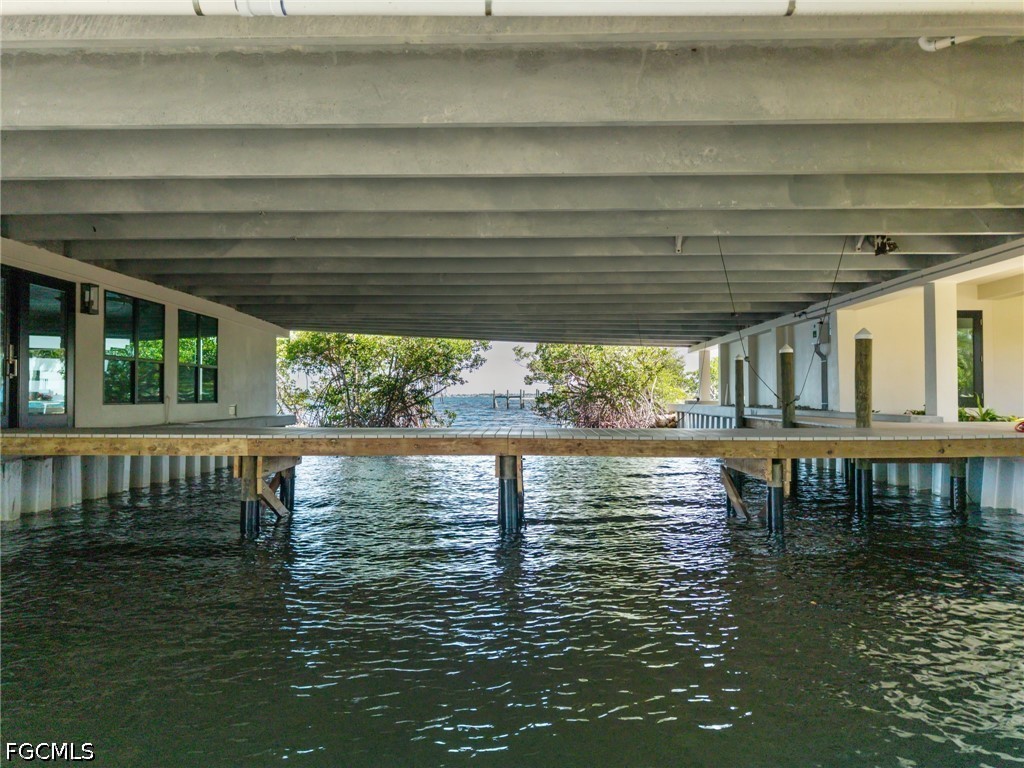 Dock