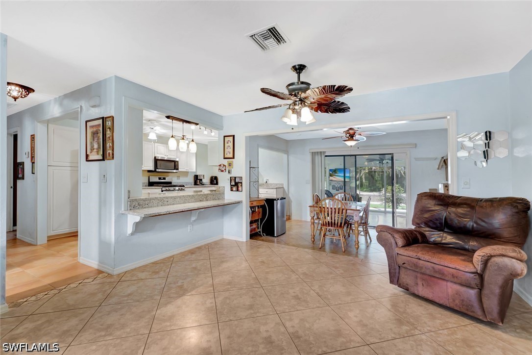 360 16th, Naples, FL 34120