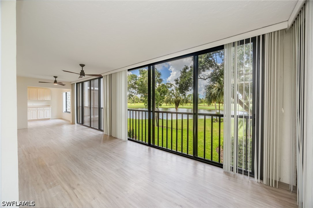 425 Wildwood, Naples, FL 34105