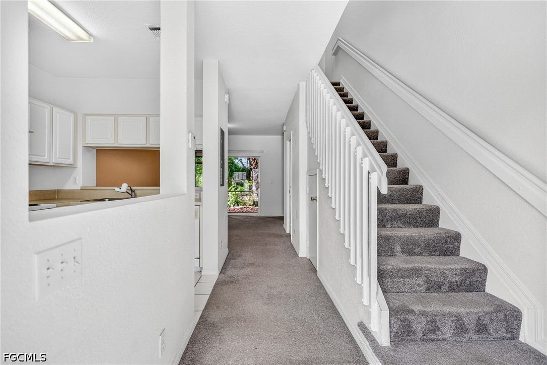 8073 Pacific Beach, Fort Myers, FL 33966