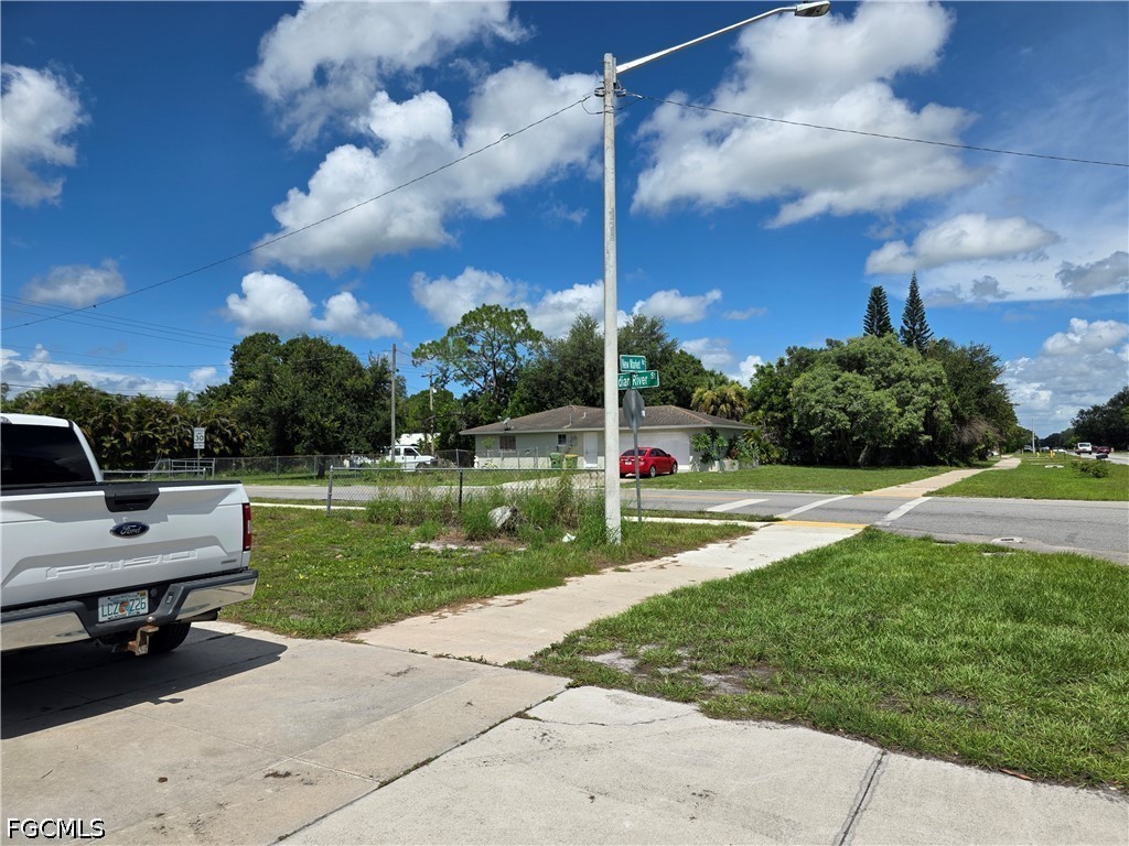 615 New Market, Immokalee, FL 34142