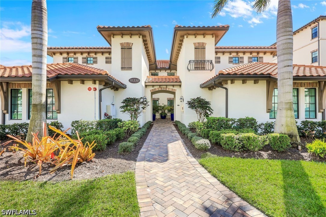 16356 Viansa Unit 201, Naples, FL 34110