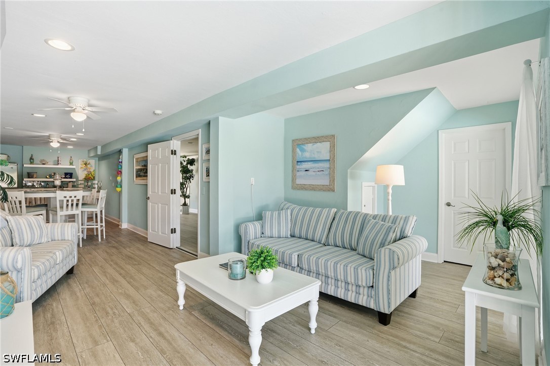 468 Capri, Marco Island, FL 34145