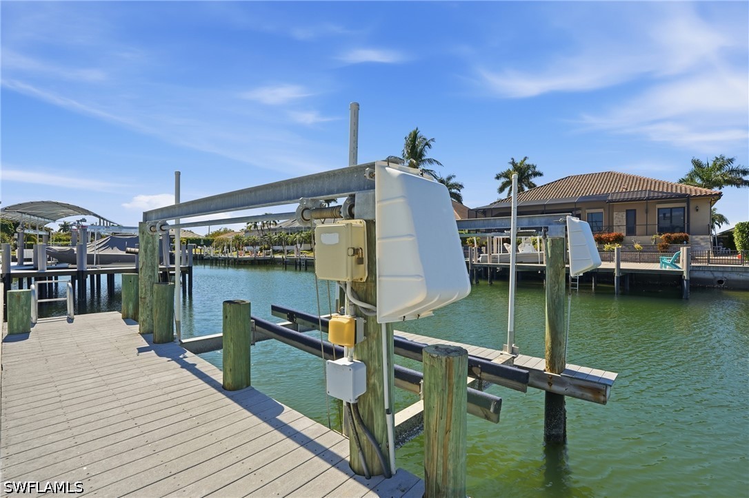 Dock