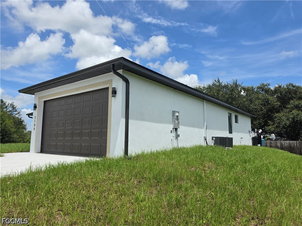2106 17th, Lehigh Acres, FL 33972