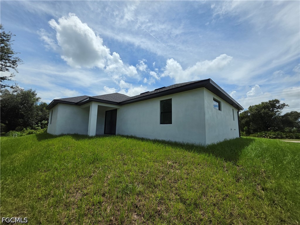 2106 17th, Lehigh Acres, FL 33972