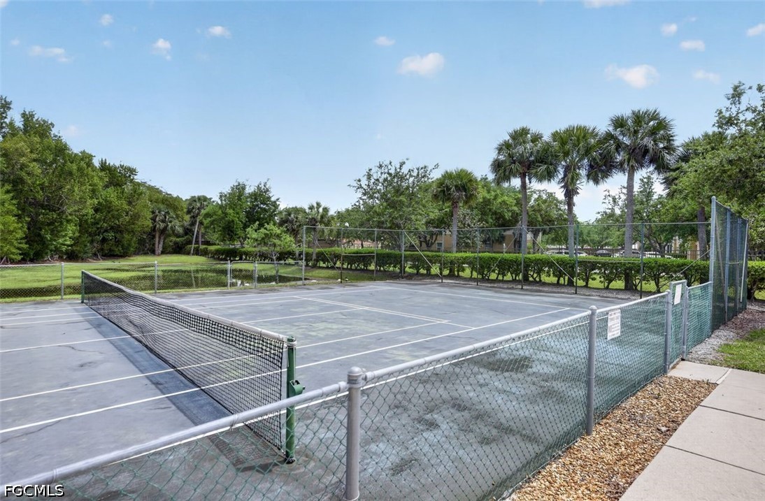 12505 McGregor Unit 106b, Fort Myers, FL 33919