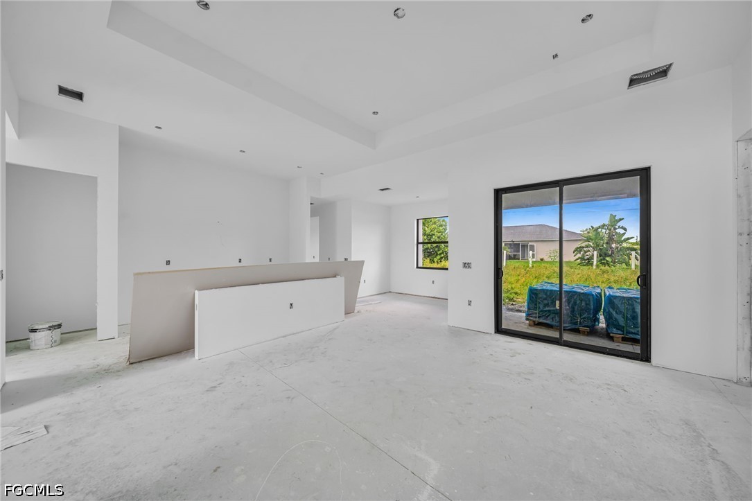 513 15th, Cape Coral, FL 33909