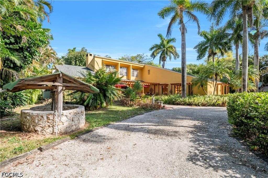 184 Mariana, North Fort Myers, FL 33903
