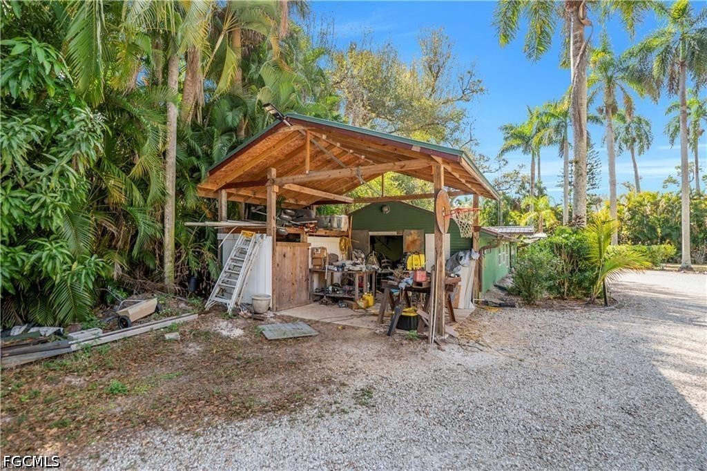 184 Mariana, North Fort Myers, FL 33903