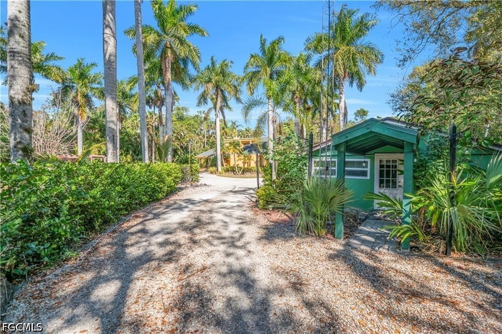 184 Mariana, North Fort Myers, FL 33903
