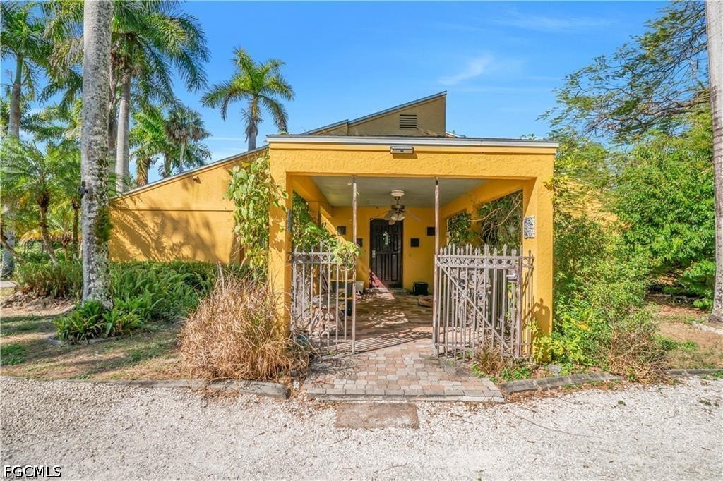 184 Mariana, North Fort Myers, FL 33903