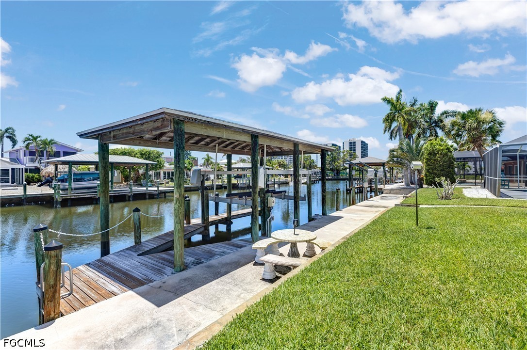 Dock