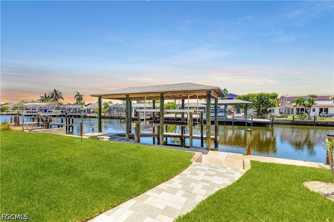 Dock
