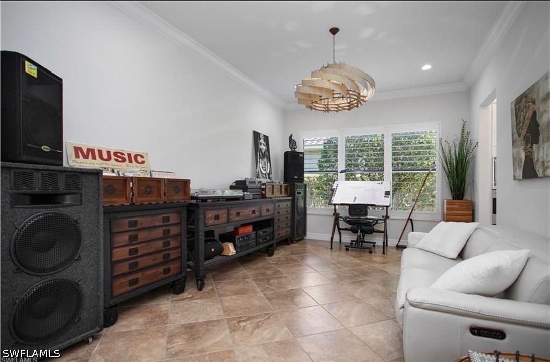 3910 Glacier, Naples, FL 34119