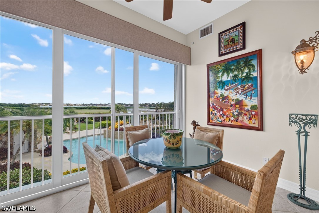 1600 Star Point Unit 2-201, Naples, FL 34112
