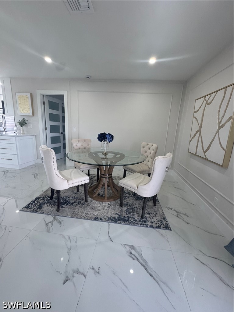 DiningArea