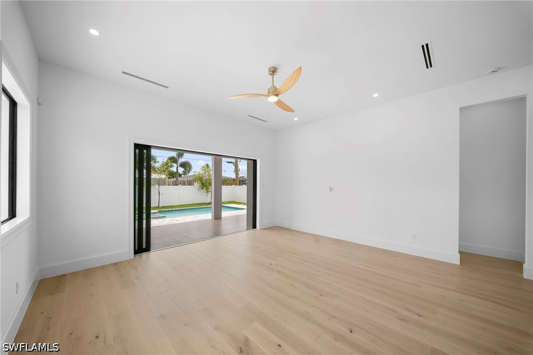 708 100th, Naples, FL 34108