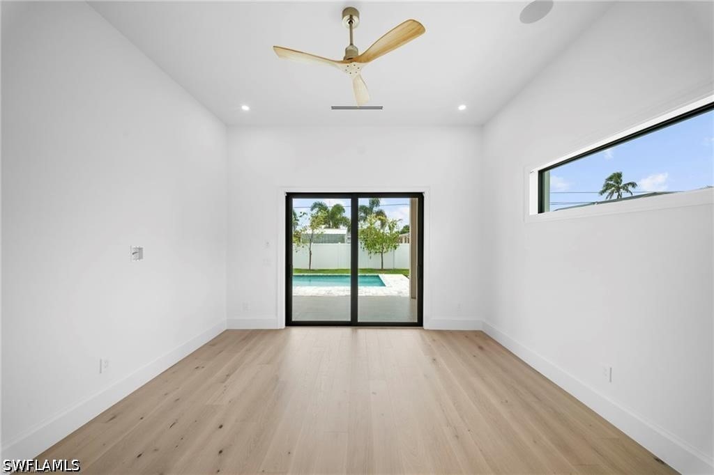 708 100th, Naples, FL 34108