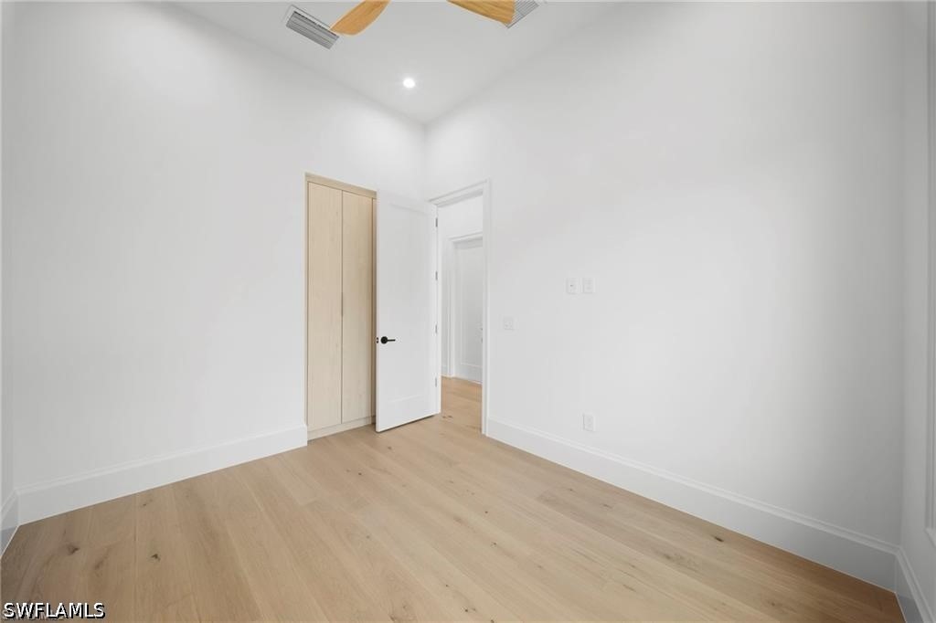 658 93rd, Naples, FL 34108