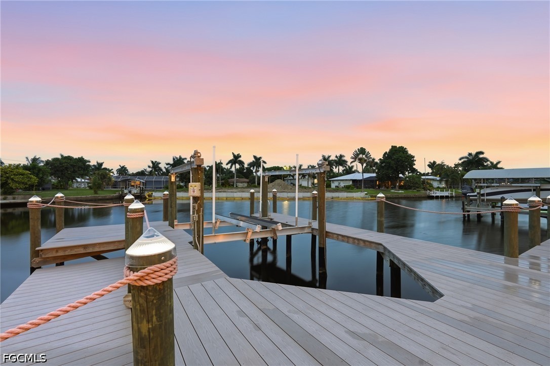 Dock