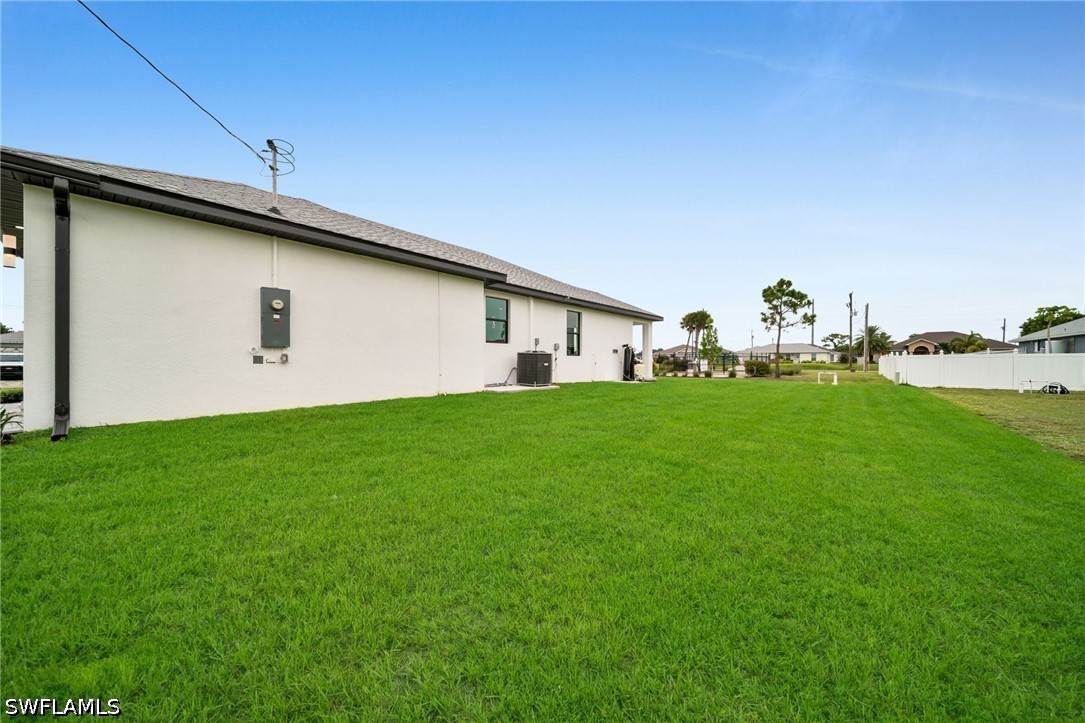 2015 23rd, Cape Coral, FL 33993