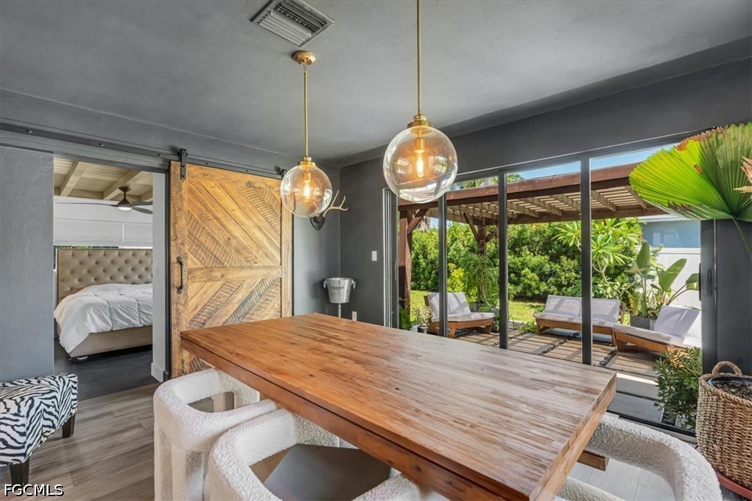 DiningArea
