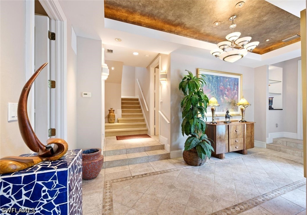 576 96th, Naples, FL 34108