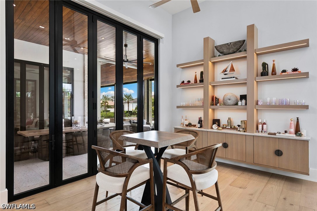 DiningArea