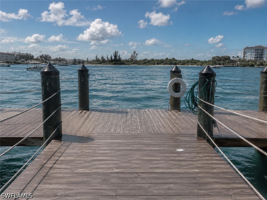 Dock