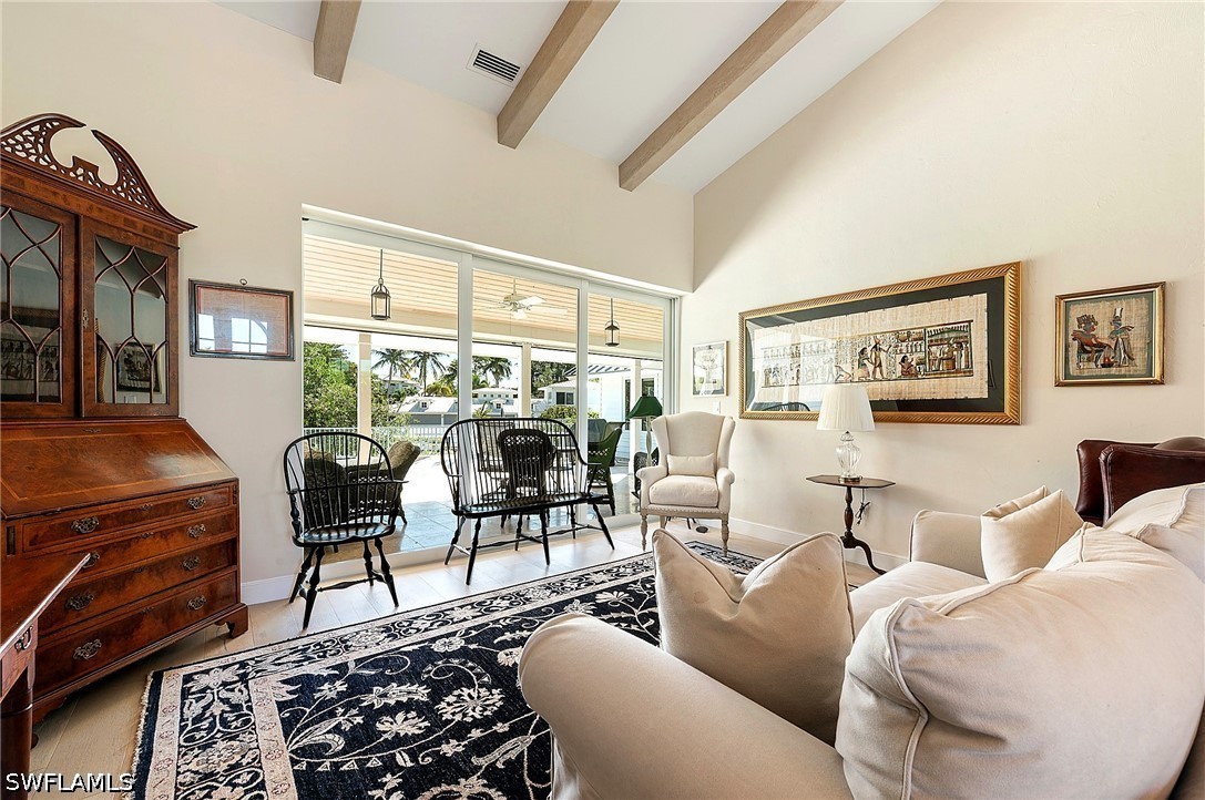5042 Seahorse, Naples, FL 34103