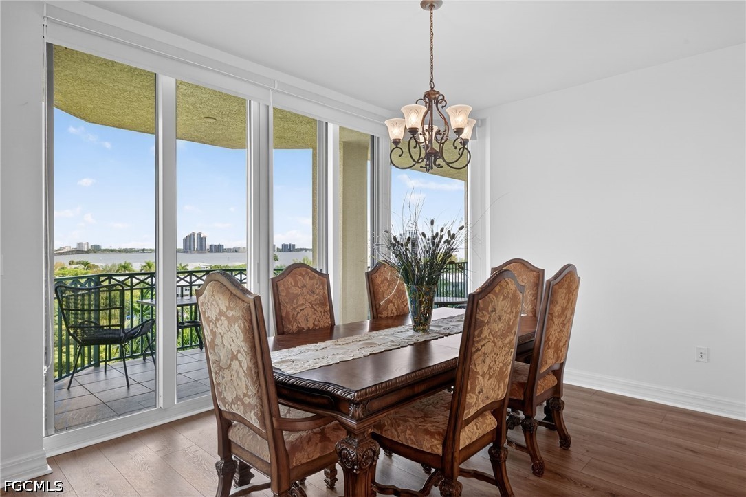 DiningArea