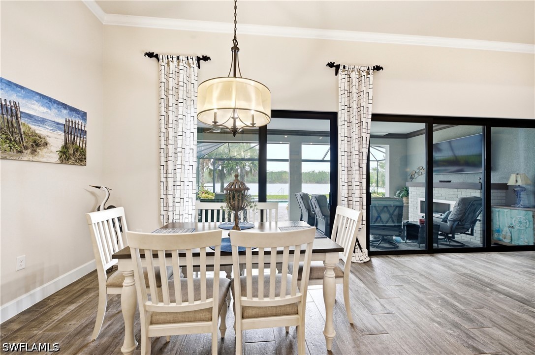 DiningArea
