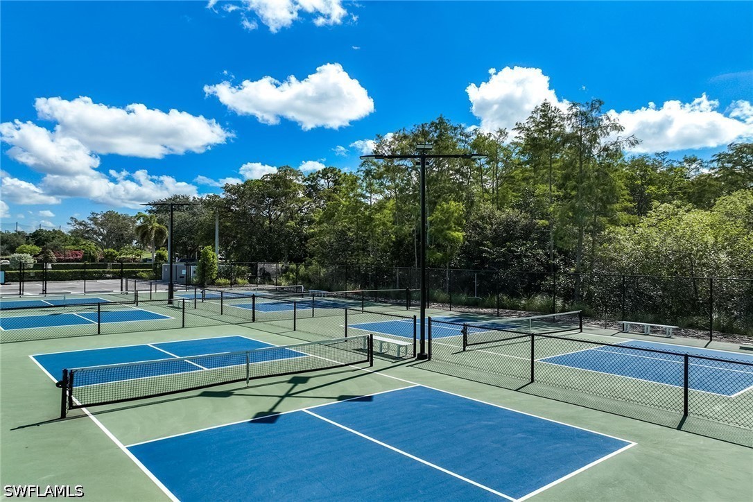 7360 Glenmoor Unit 205, Naples, FL 34104