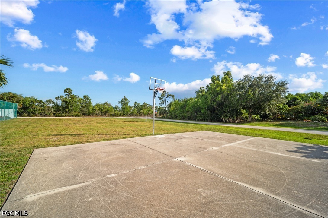 4472 Lake Heather, St James City, FL 33956
